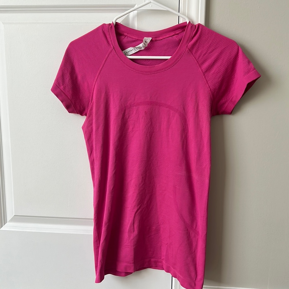 Lululemon Swiftly Tech Short Sleeve 2.0